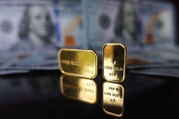 Comment les taux d'intérêt influencent-ils le prix des lingots d'or ?